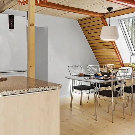 3 Bedroom Amazing In Hadsund