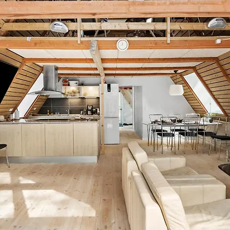 Dom wakacyjny 3 Bedroom Amazing In *